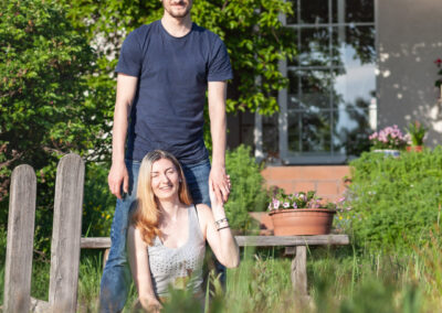 Portrétní fotografie v zahradě - Hanička a Jirka